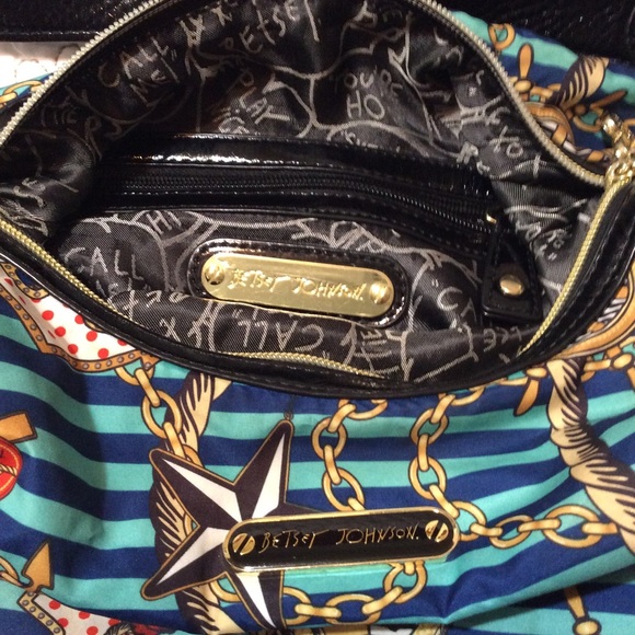 Betsey Johnson Purse - Picture 5 of 8